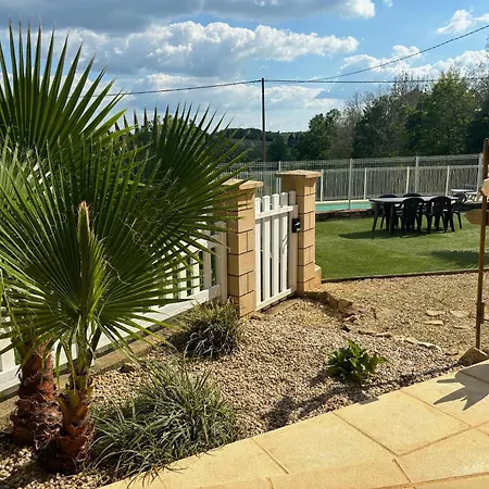 Maison De Avec Piscine Holiday home