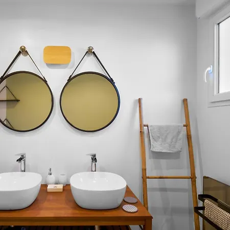 Vakantiehuis Maison De Avec Piscine *
