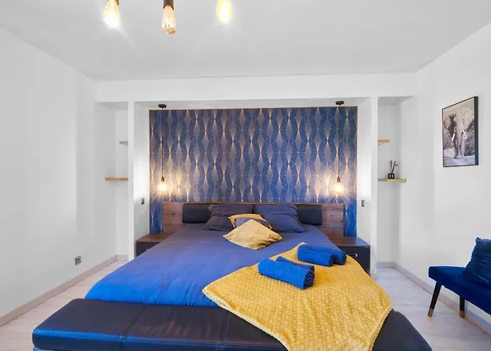 Dom wakacyjny Maison De Avec Piscine *