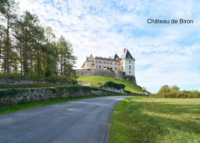 Dom wakacyjny Maison De Avec Piscine *